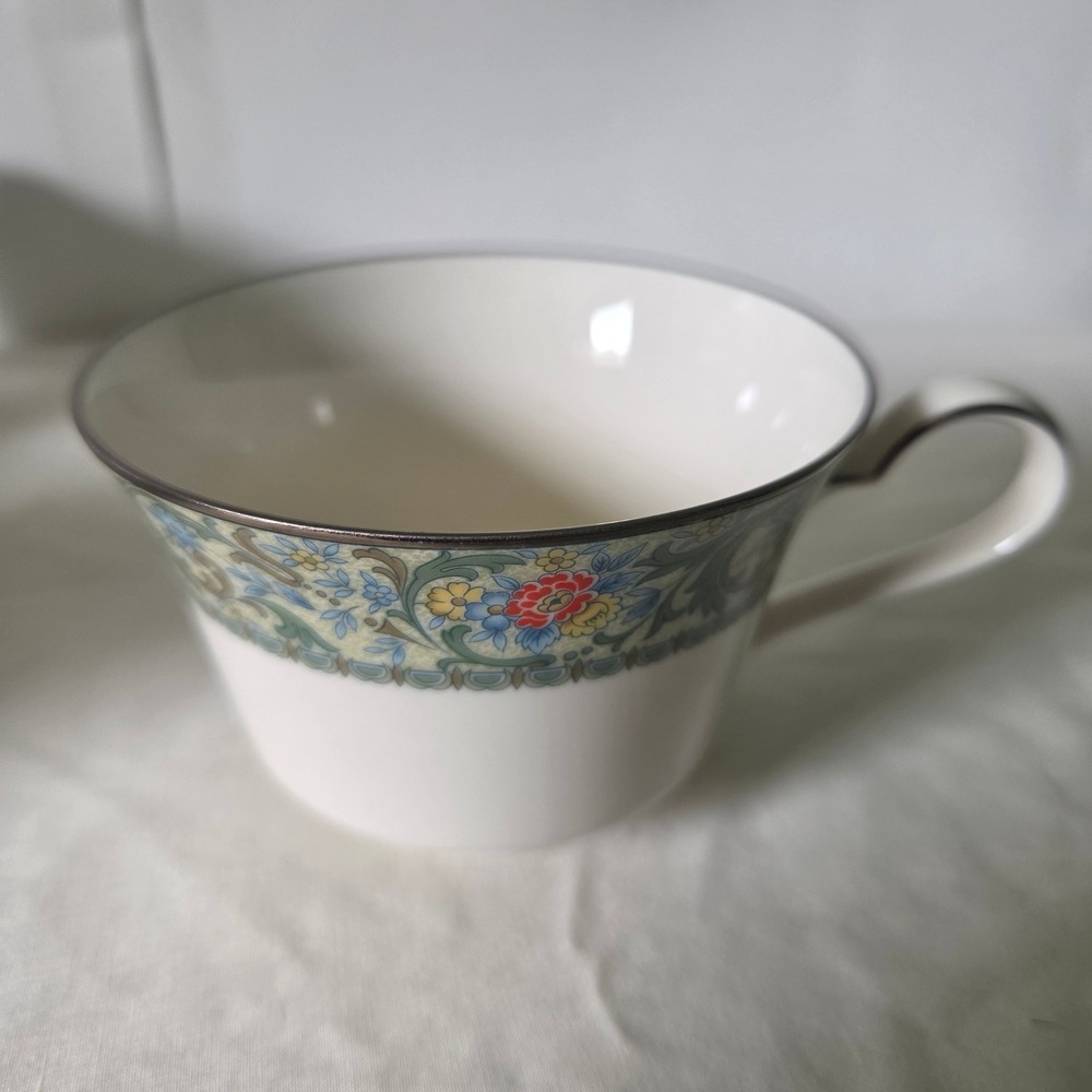 Noritake‎ Ivory China Isolde 7019 Teacup Floral Multi Color Silver Trim Japan